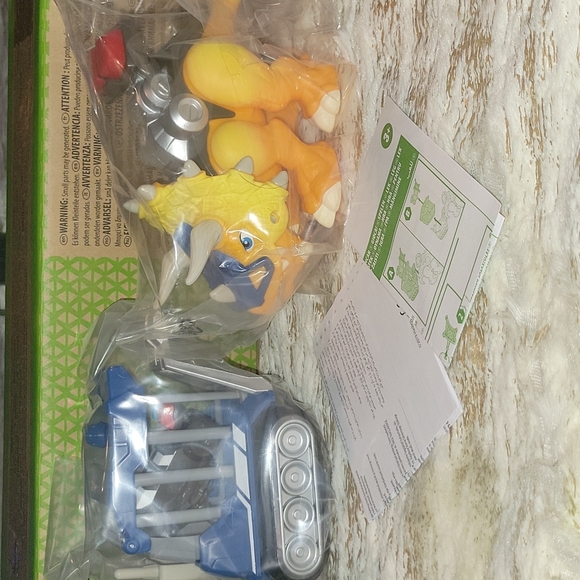 NIB | Playskool x Chomp Squad Playsets - Picture 14 of 14